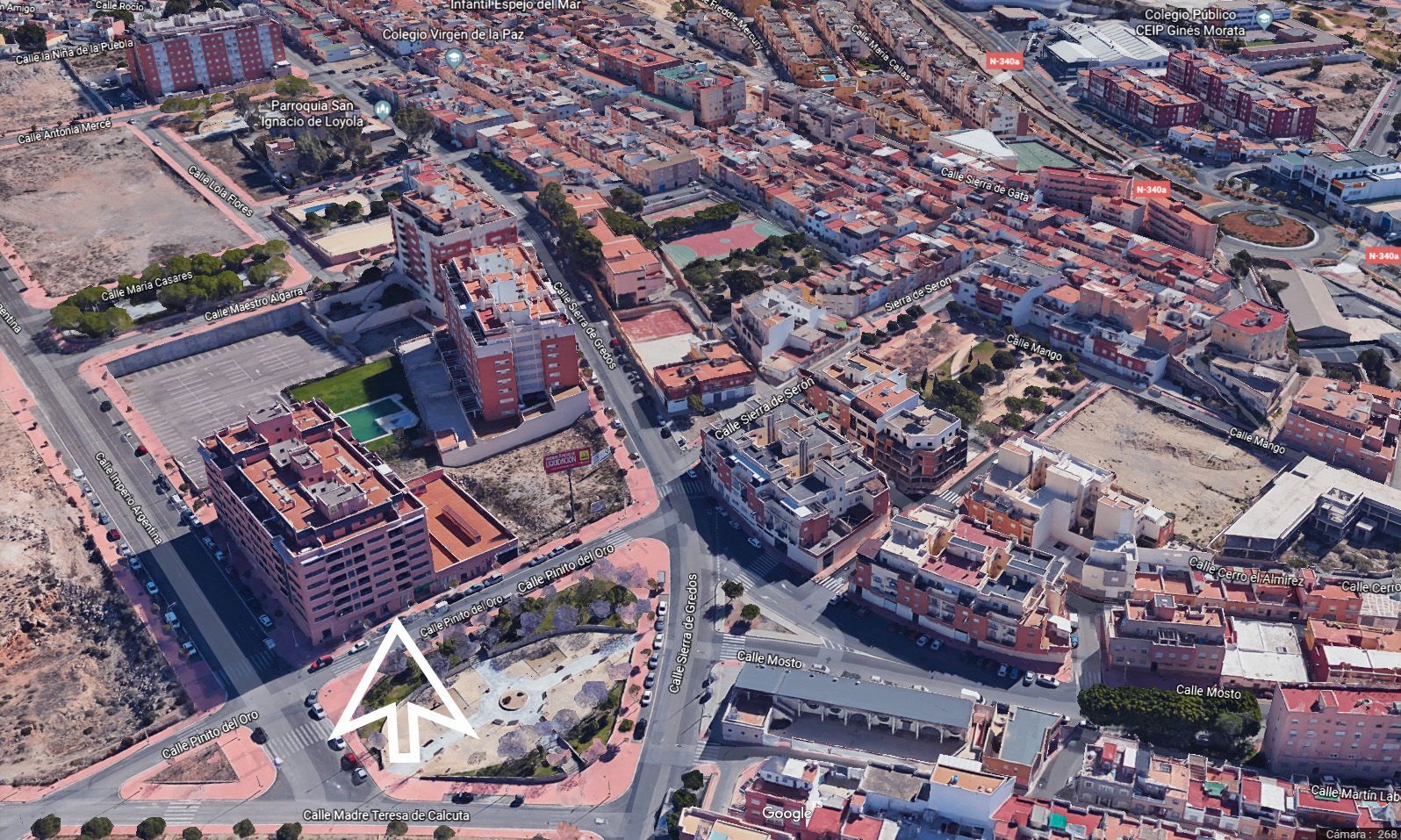 Local de lloguer a Calle Pinito del Oro, 4, Piedras Redondas - Torrecárdenas,  Almería Capital