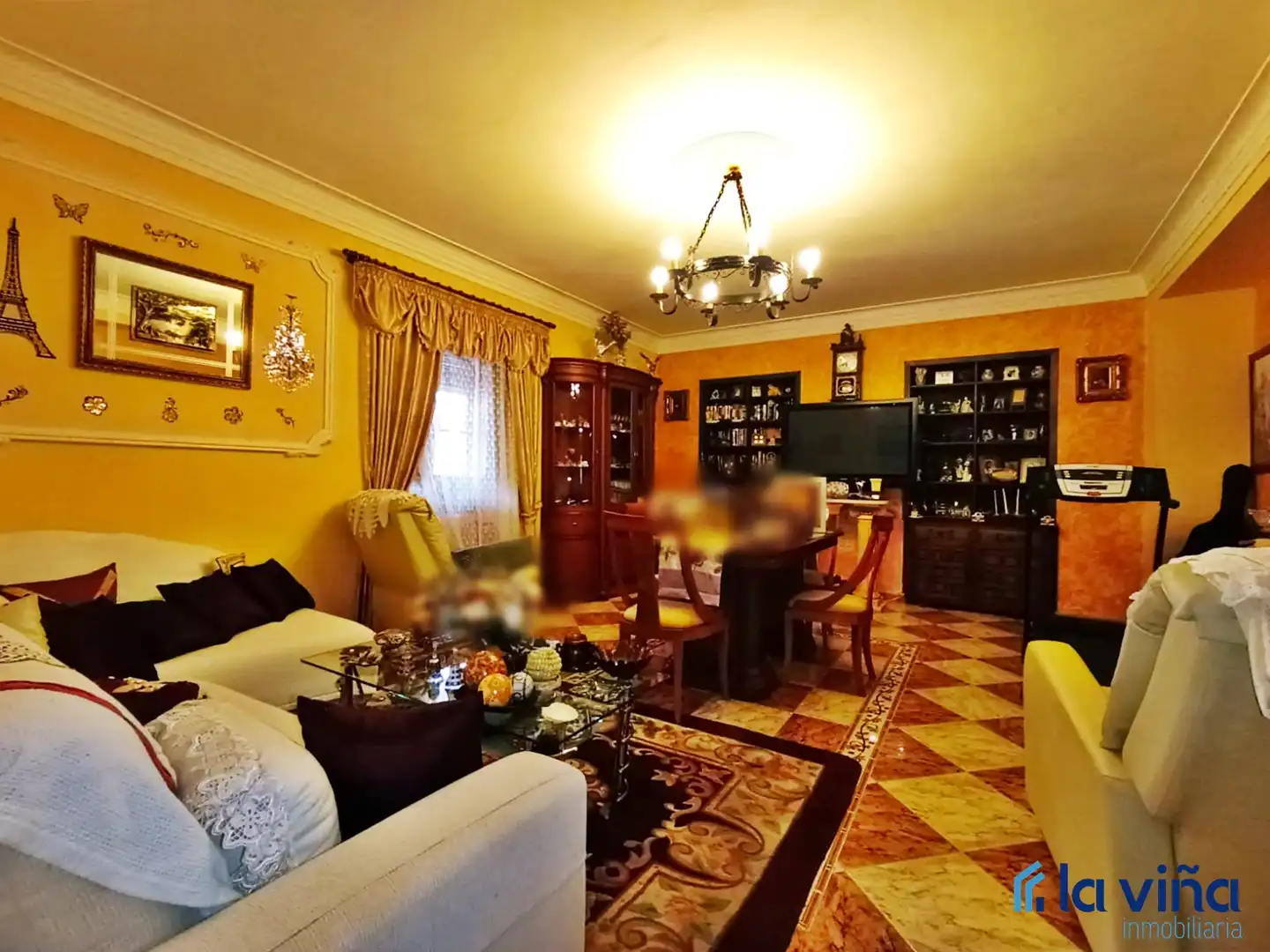 Sala d'estar de Casa o xalet en venda en Humilladero amb Aire condicionat, Calefacció i Jardí privat