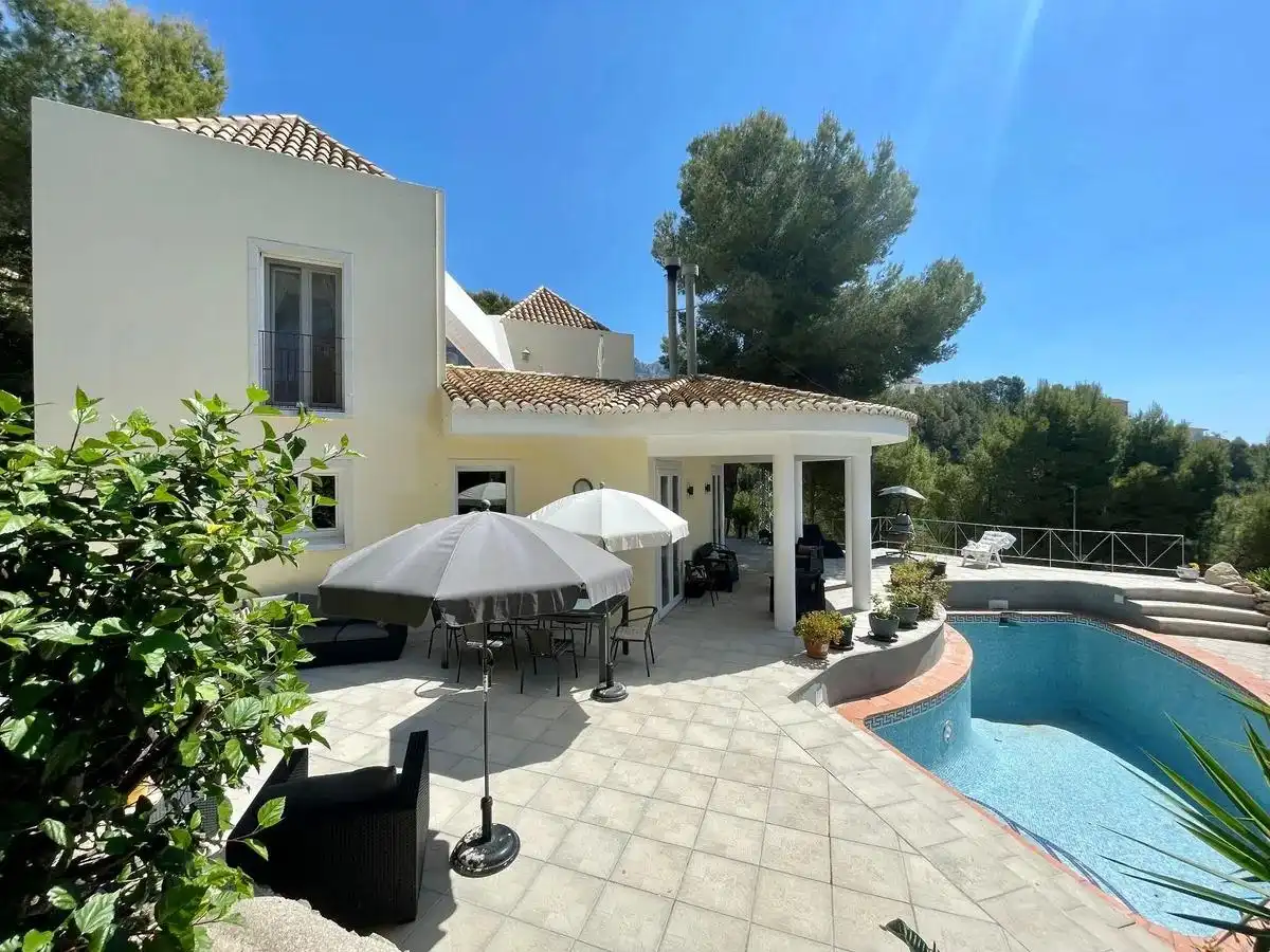 Detached house with pool for sale in Altea la Vella, imagen 2