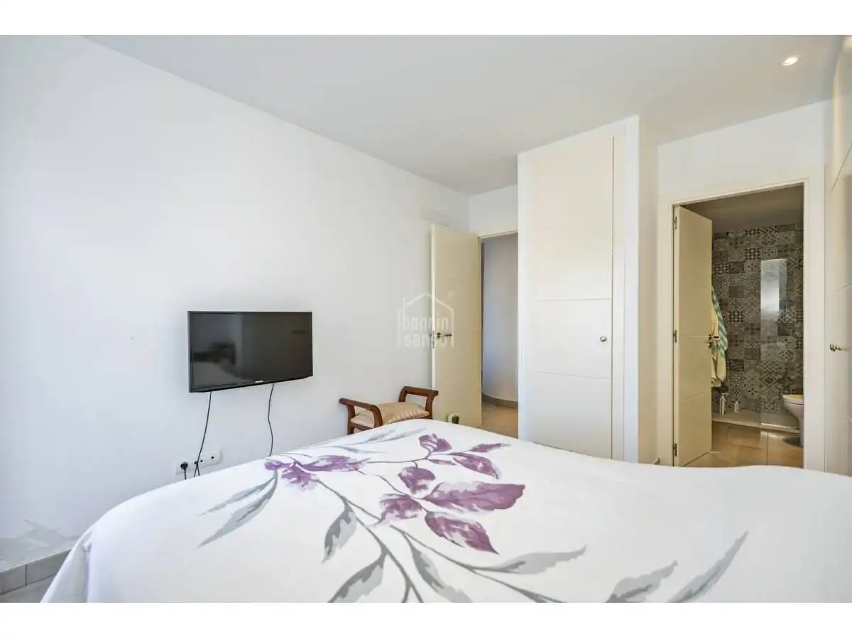 Habitación de Apartamento en venta en Maó - Mahón con Calefacción, Terraza y Piscina