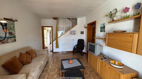 Casa con mucho potencial en una zona residencial muy tranquila, imatge 2