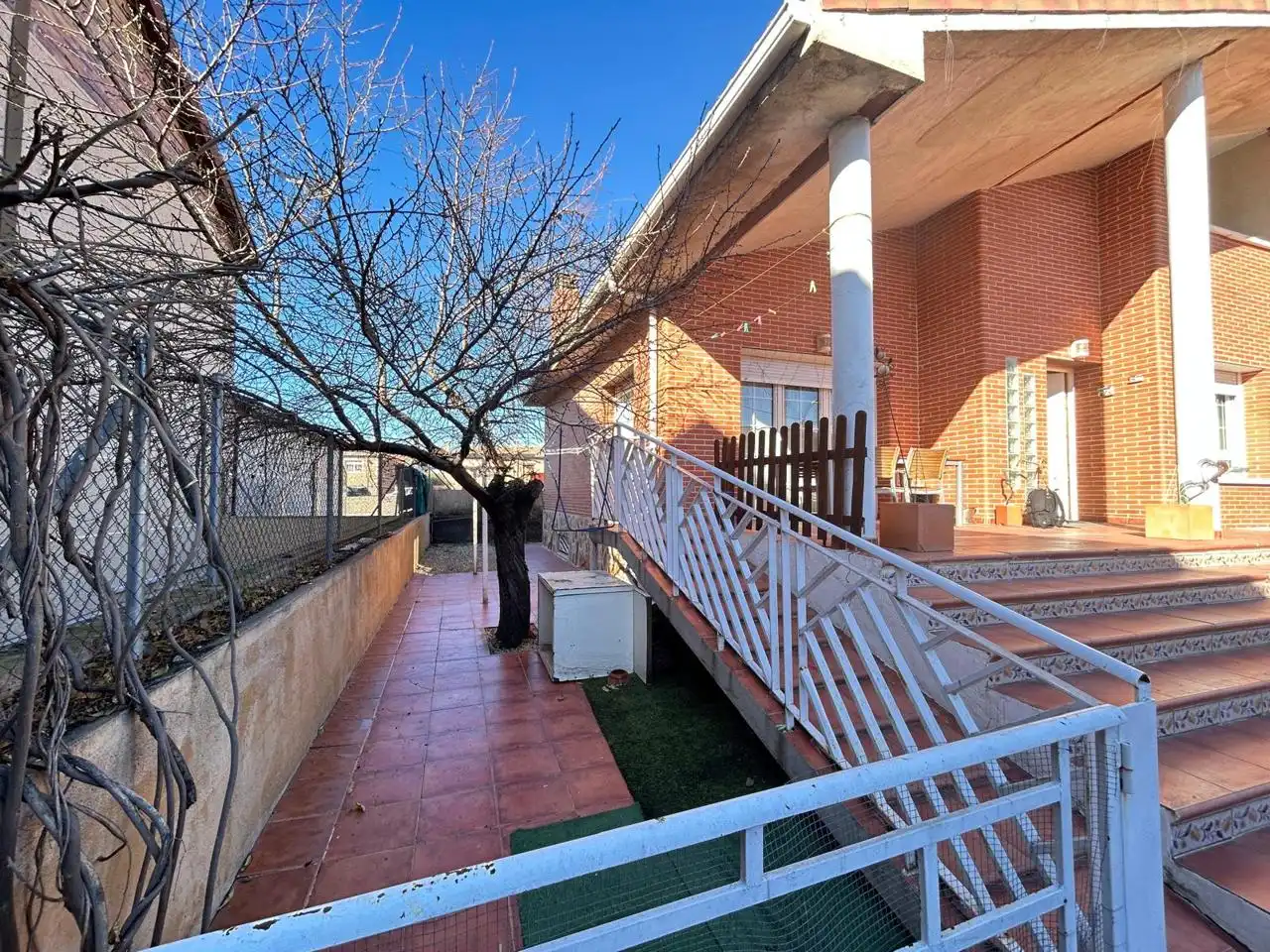 Terrasse von Haus oder Chalet zum Verkauf in El Casar mit Heizung, Privatgarten und Terrasse