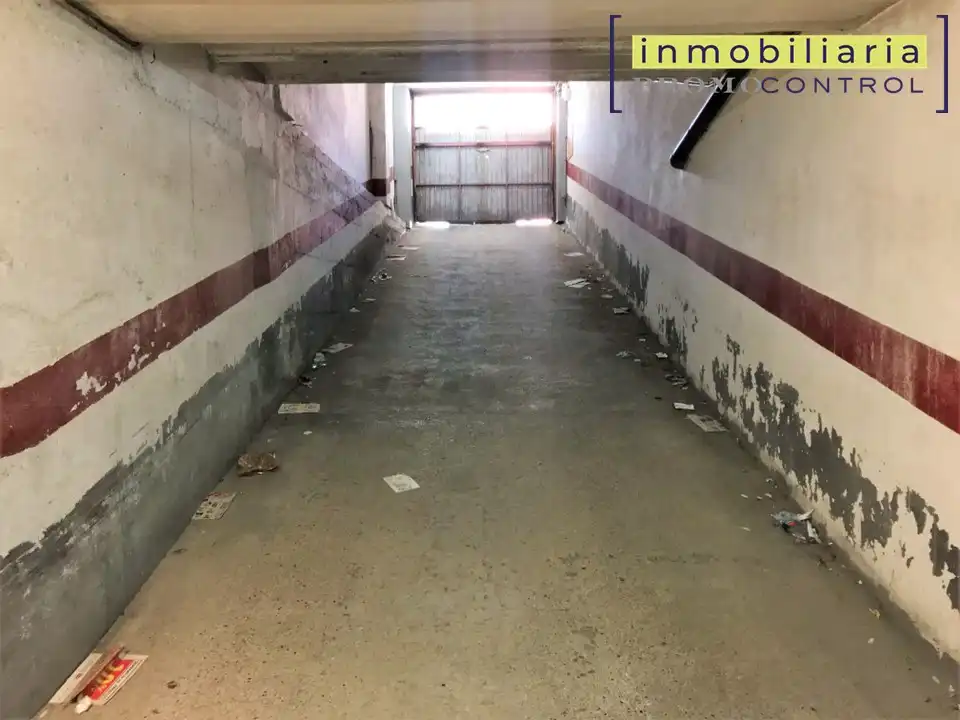 Garaje en venta en Zuera