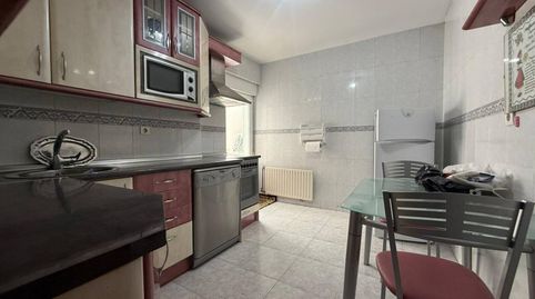 Foto 4 de Piso en venta en Calle Rey Don Pedro, Los Vadillos - R. Sanitaria - Pozanos, Burgos Capital