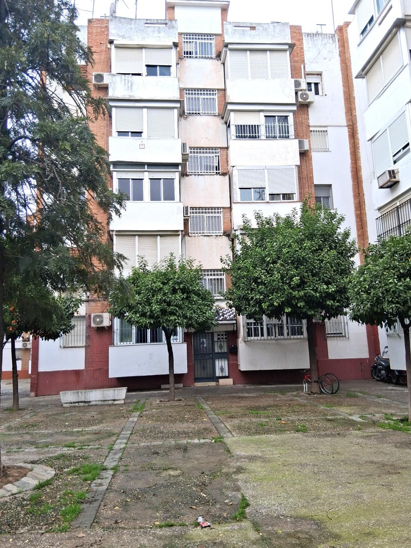Piso en venta en Calle ZAMBRA, San Pablo, San Pablo - Santa Justa