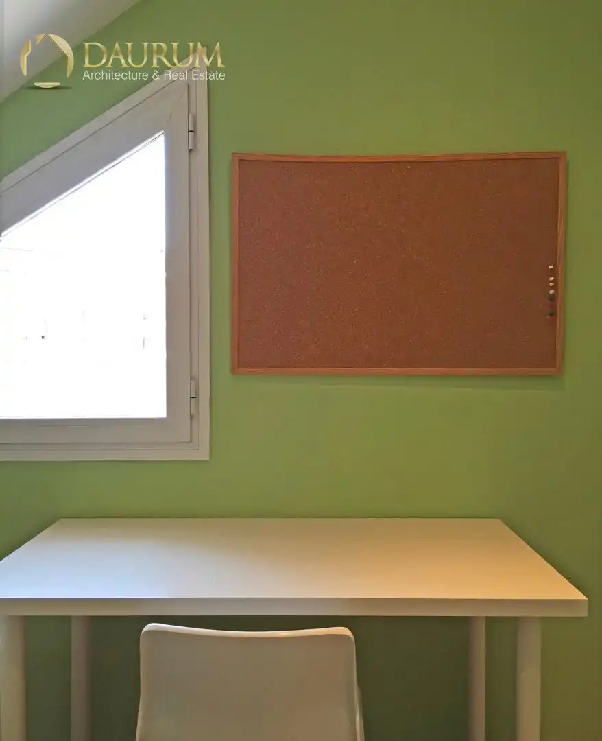 Bedroom of Flat for sale in Madrid  with Air Conditioner, Heating and Storage room
