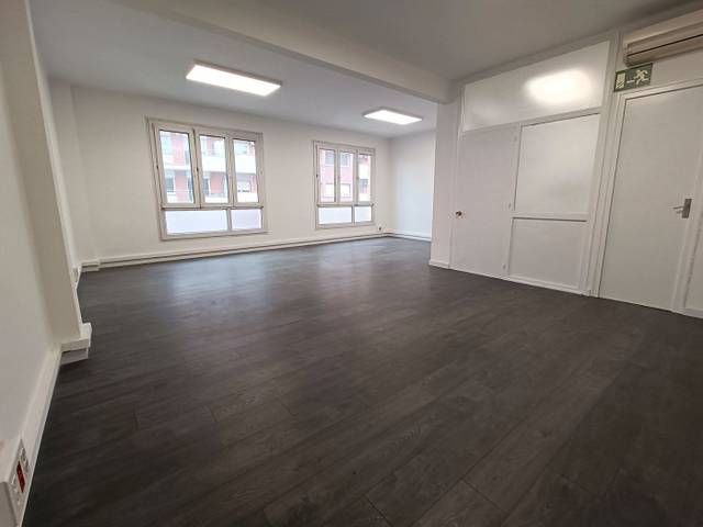 Oficina en Alquiler en Avinguda de València, 6 en Molins de Rei