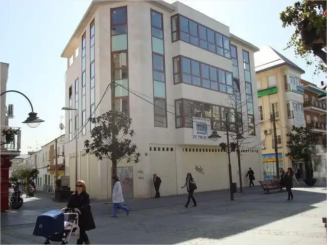 Exterior view of Office for rent in Majadahonda