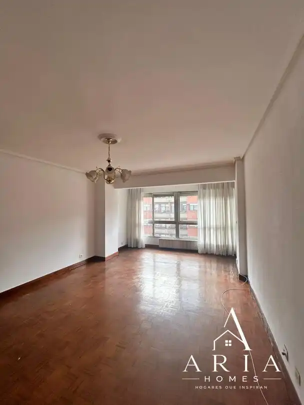 Piso con ascensor en venta en Deusto