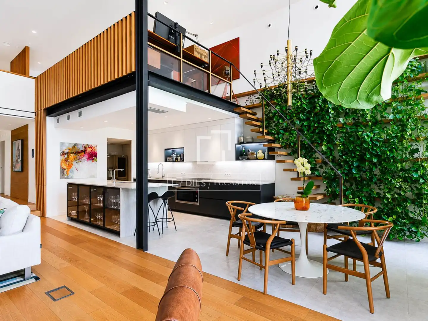 Sala d'estar de Casa o xalet en venda en Barcelona amb Aire condicionat, Jardí privat i Terrassa