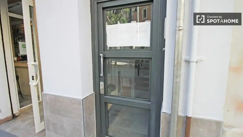Room in El Poblenou
