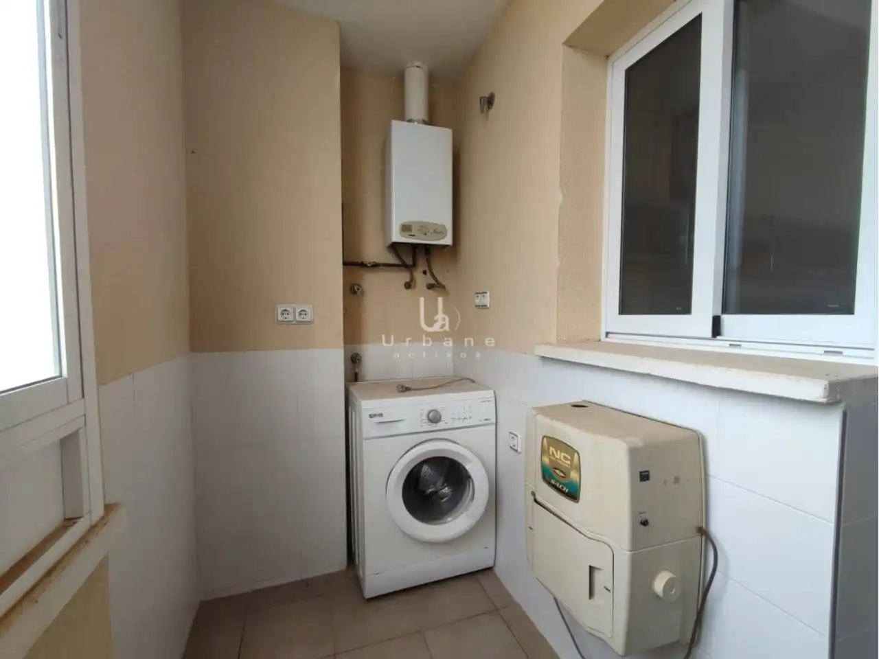Badezimmer von Wohnung zum Verkauf in Murcia mit Balkon