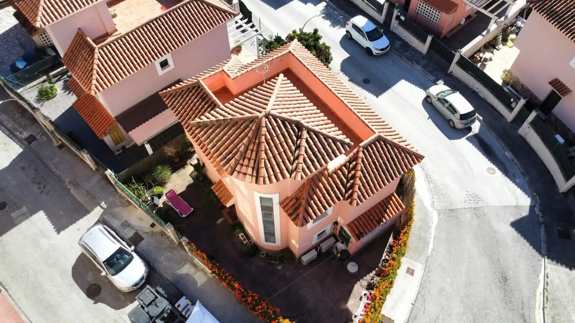 Vista exterior de Casa o chalet en venta en Manilva con Jardín privado, Piscina y Piscina comunitaria