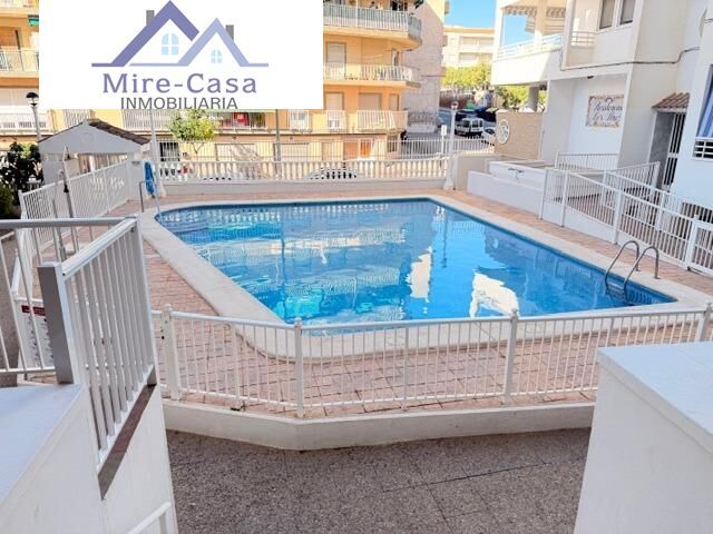 Piso de alquiler en Calas Santiago Bernabéu, Santa Pola ciudad