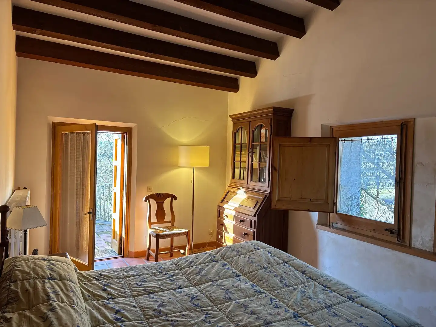 Dormitori de Finca rústica en venda en Cabanelles amb Calefacció, Jardí privat i Terrassa