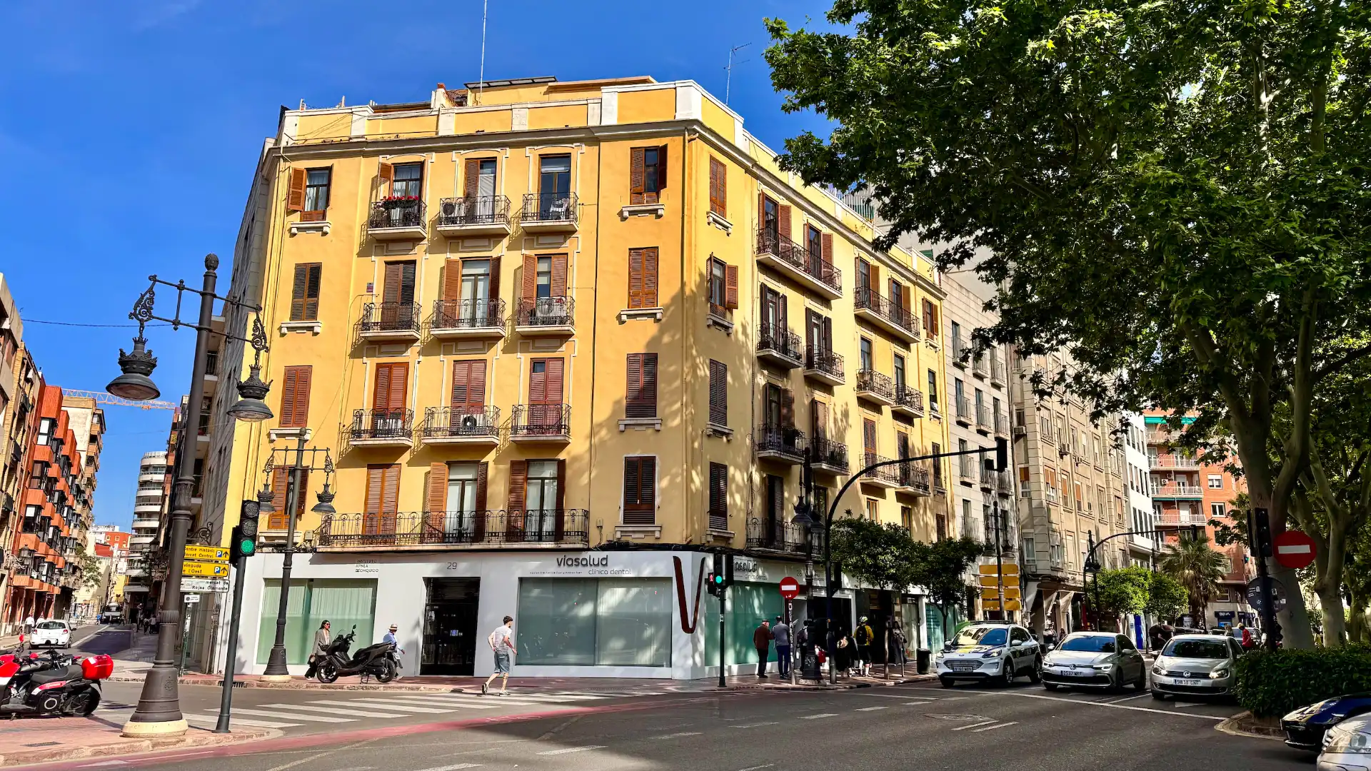 Außenansicht von Wohnungen zum Verkauf in Valencia mit Klimaanlage, Heizung und Möbliert