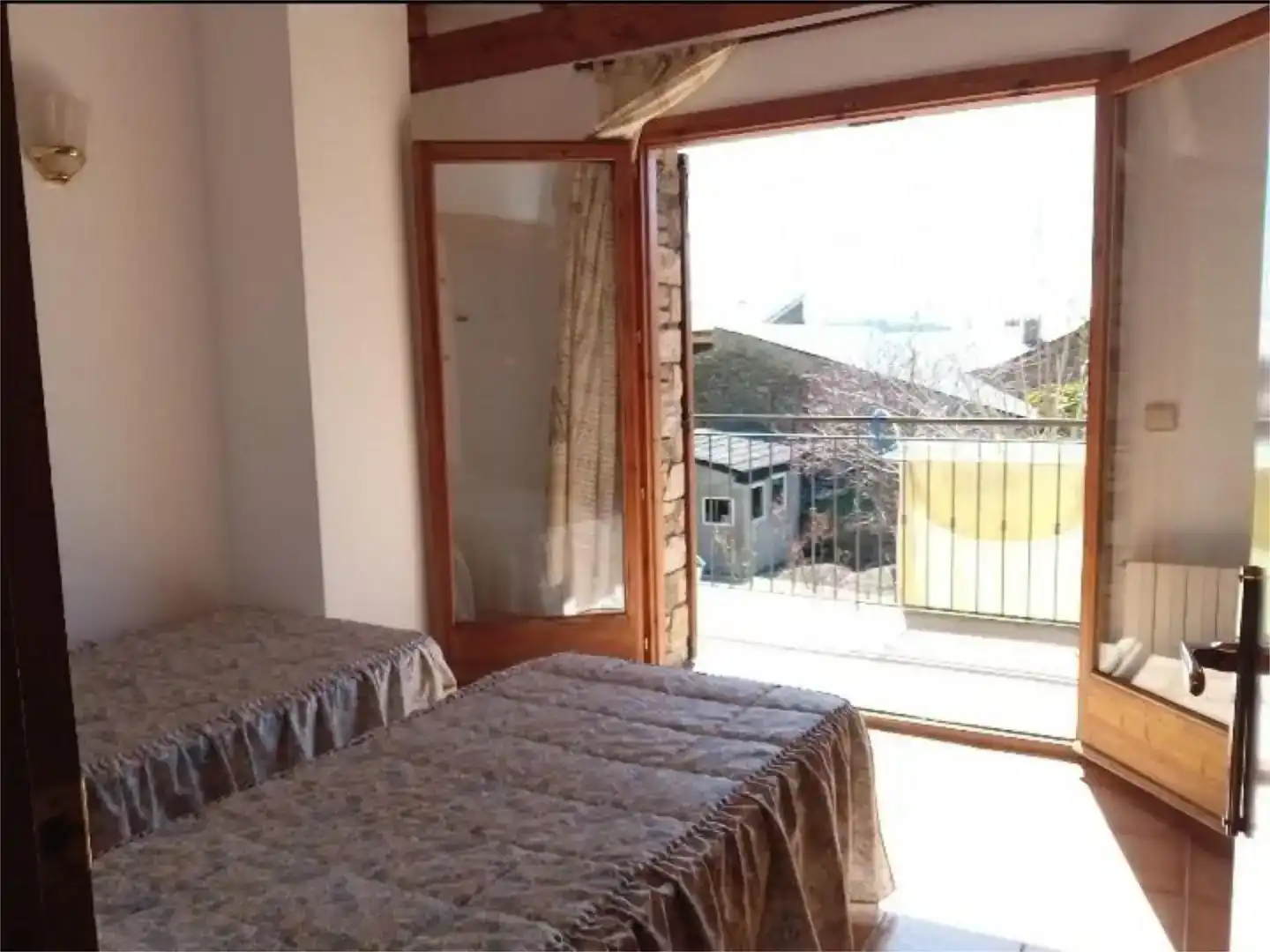 Dormitori de Casa adosada en venda en Les Valls de Valira amb Balcó