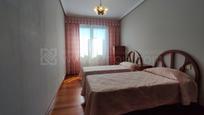 Bedroom of Flat for sale in  Logroño  with Heating, Parquet flooring and Storage room