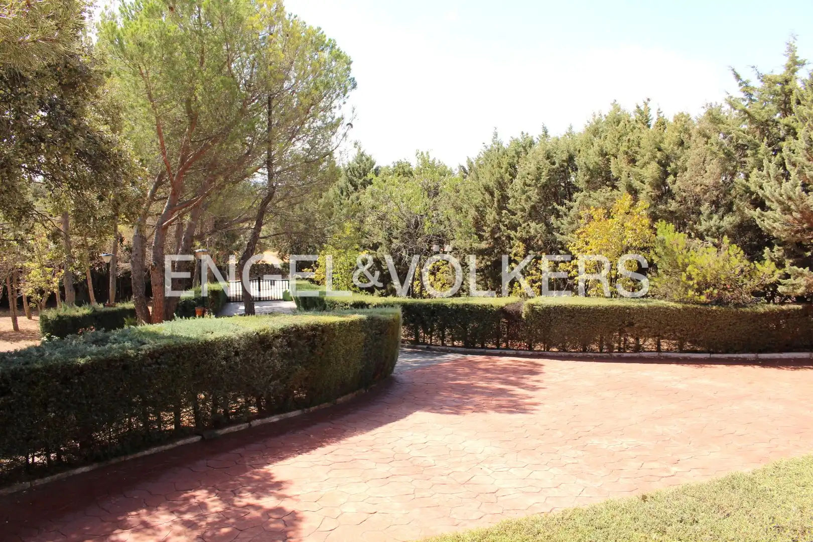 Casa o chalet en venta en Cabanillas de la Sierra con Calefacción, Jardín privado y Piscina
