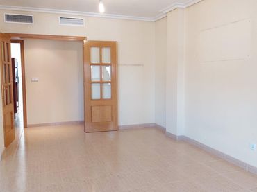 Appartement avec balcon à vendre à Calle PINTOR VELAZQUEZ