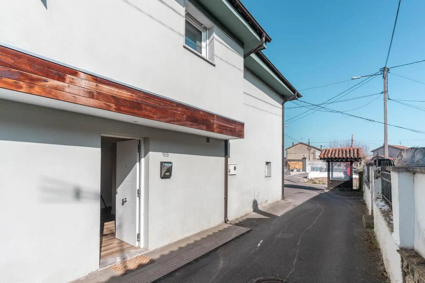 Vista exterior de Casa adosada en venta en Siero con Calefacción