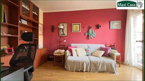 Photo 3 of Flat for sale in De la Indústria, El Camp de l'Arpa del Clot, Barcelona Capital