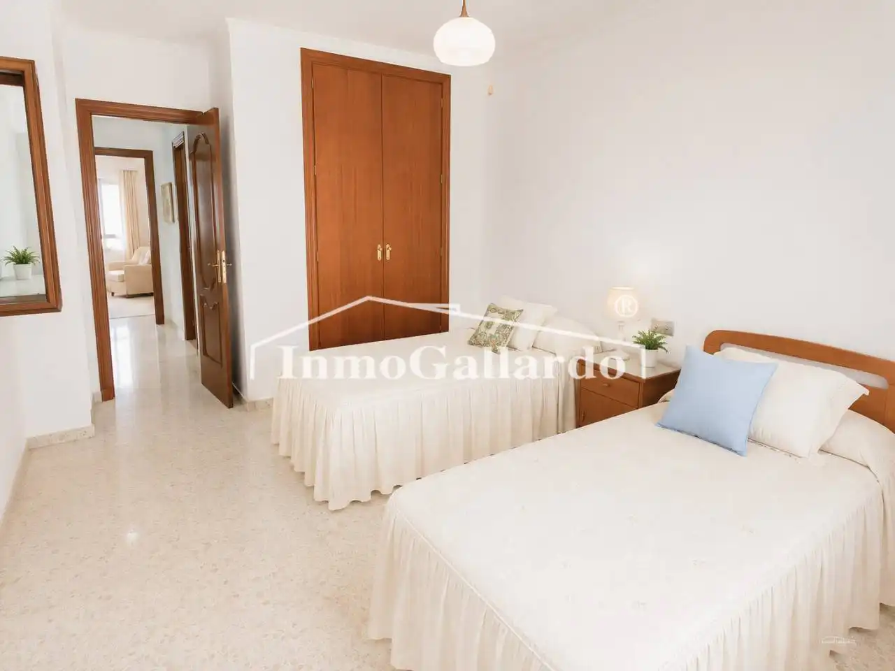 Habitación de Ático en venta en Málaga con Aire acondicionado, Terraza y Trastero