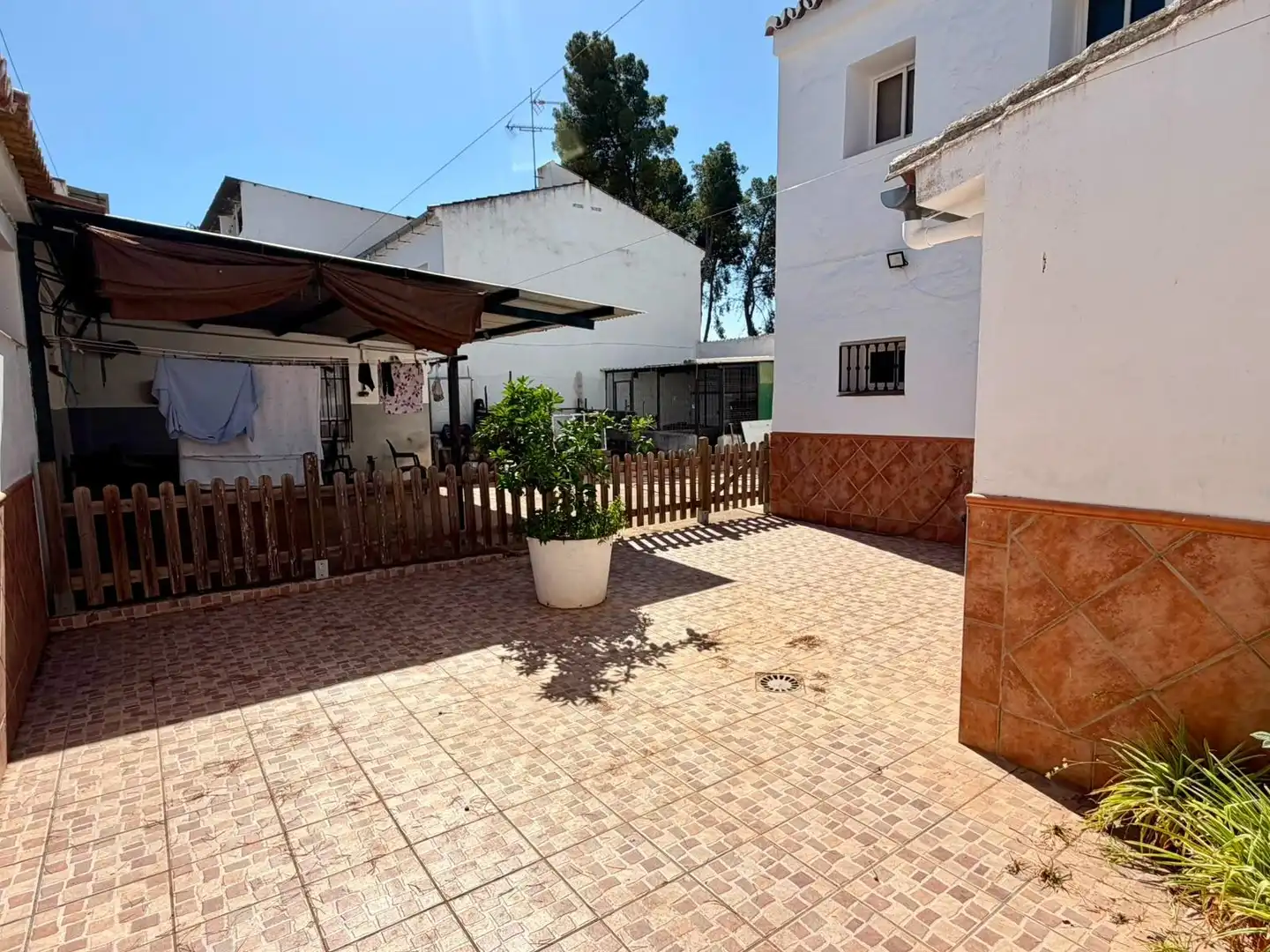 Vista exterior de Casa o xalet en venda en Antequera amb Aire condicionat, Calefacció i Terrassa