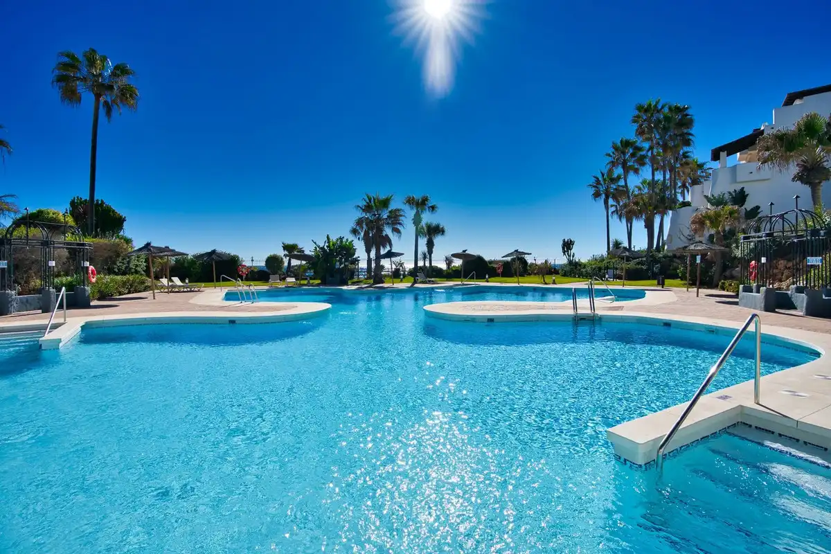 Piscina de Dúplex de lloguer en Marbella amb Aire condicionat, Terrassa i Traster