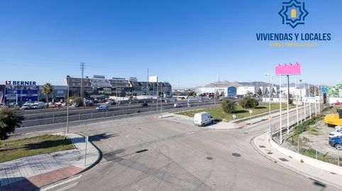 SE VENDE EDIFICIO COMERCIAL TOTALMENTE INSTALADO A PIE DE CARRETERA EN POLIGONO ZARATE PELIGROS, imagen 5