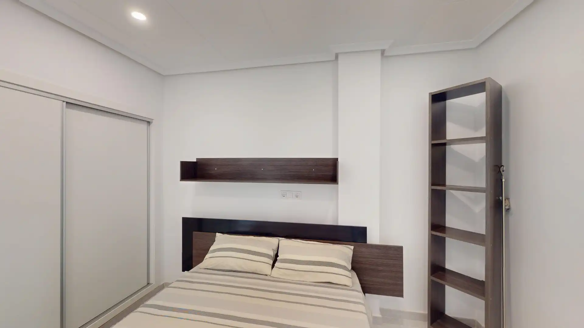 Habitación de Piso en venta en Alicante / Alacant