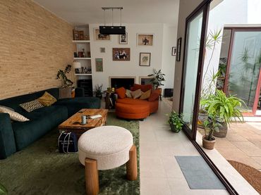 Casa amb balcó de lloguer a Triana