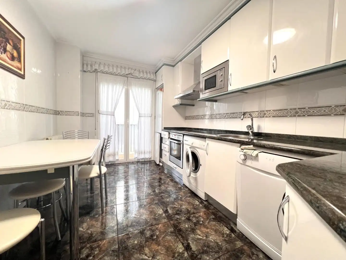 Cuina de Pis en venda en Lasarte-Oria amb Calefacció, Parquet i Terrassa