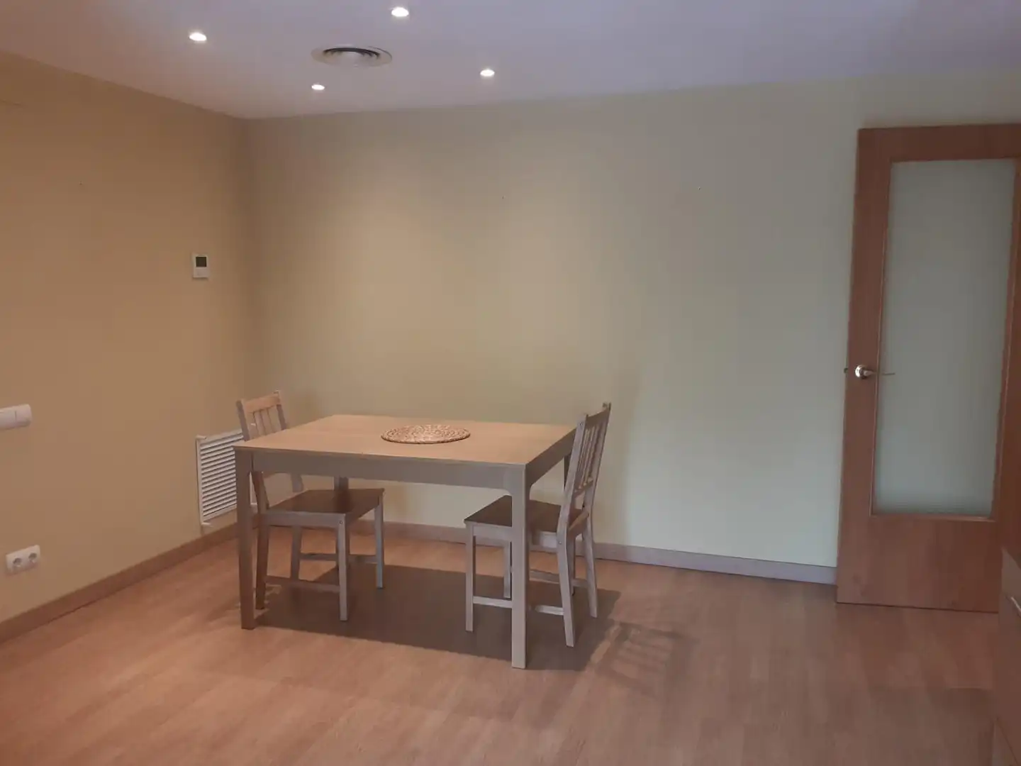 Comedor de Piso de alquiler en Mollet del Vallès con Aire acondicionado, Calefacción y Parquet