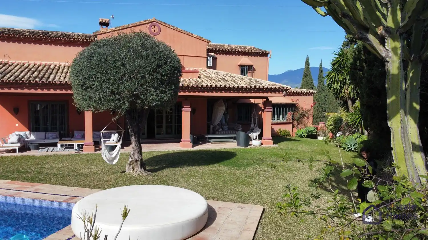 Jardí de Casa o xalet en venda en Marbella amb Aire condicionat, Jardí privat i Terrassa