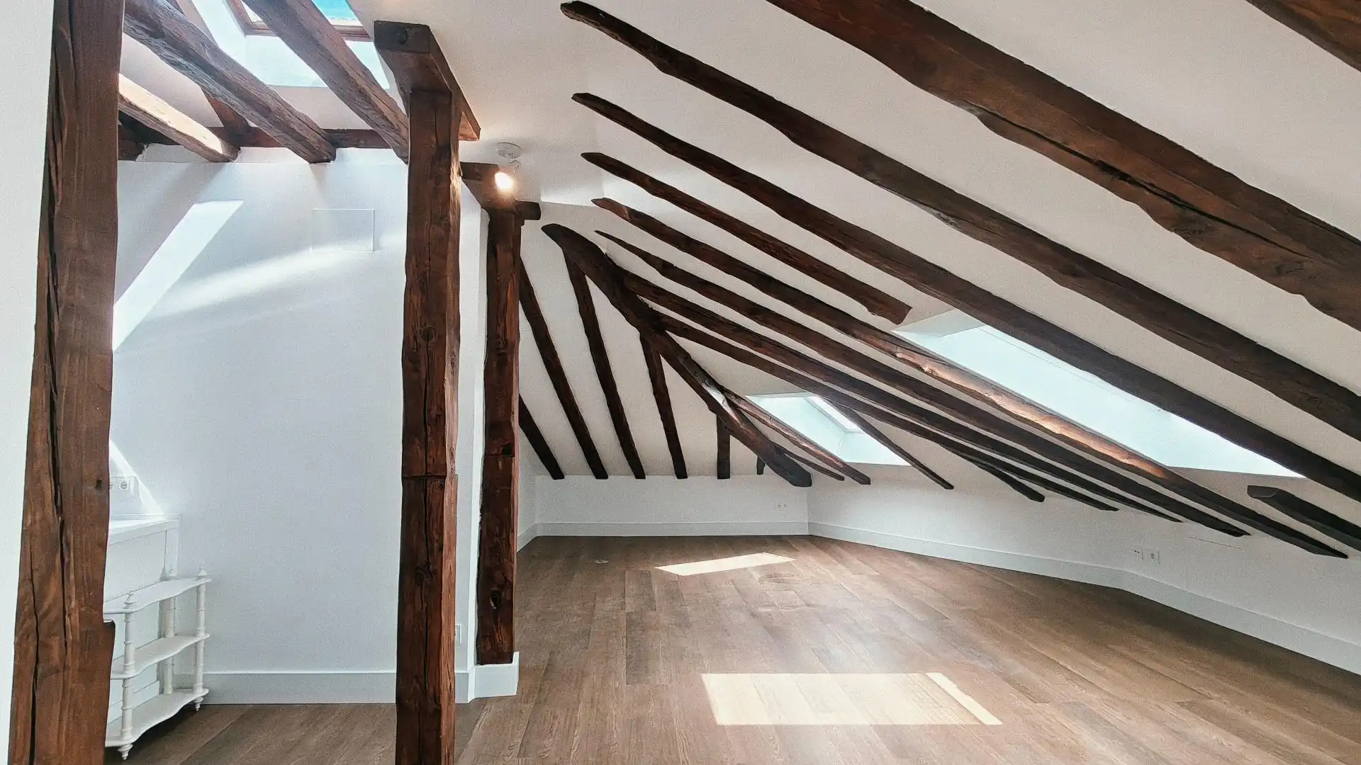 Study for rent in Madrid  with Heating