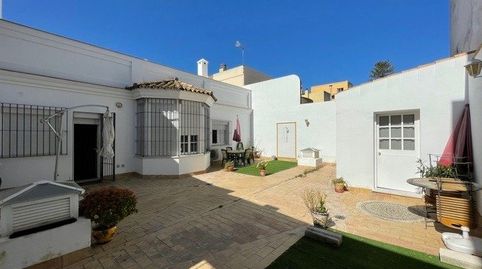 Foto 2 de Casa o xalet en venda a Centro - Calzada - Cabo Noval, Sanlúcar de Barrameda