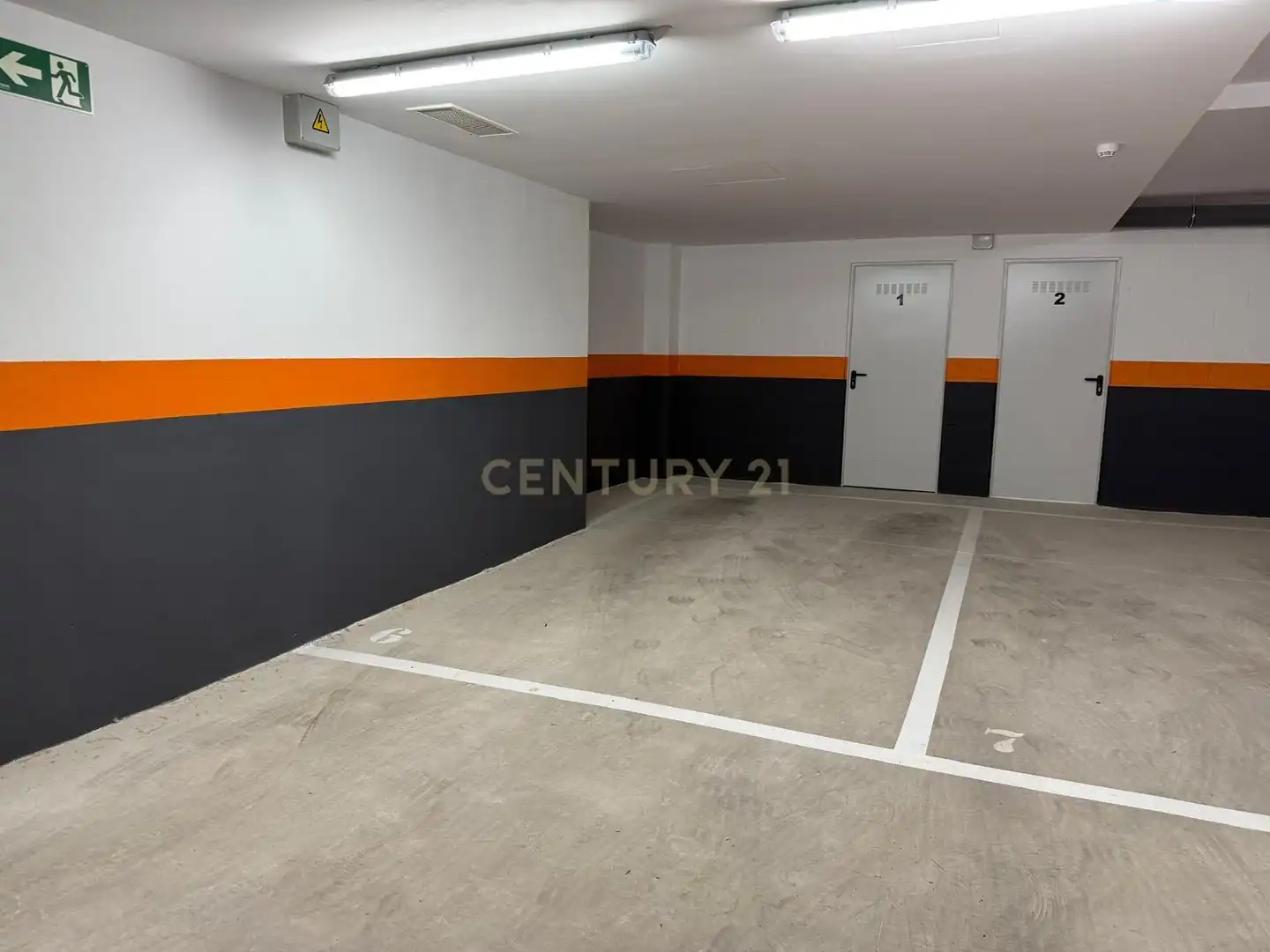 Aparcament de Apartament de lloguer en Málaga amb Aire condicionat, Traster i Forn