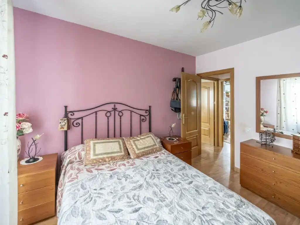 Bedroom of Flat for sale in Centro