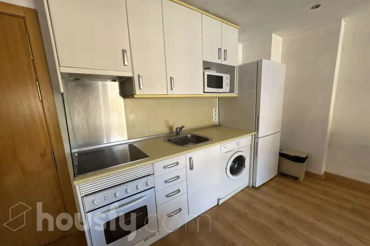 Cocina de Piso de alquiler en Villalbilla con Aire acondicionado, Parquet y Trastero