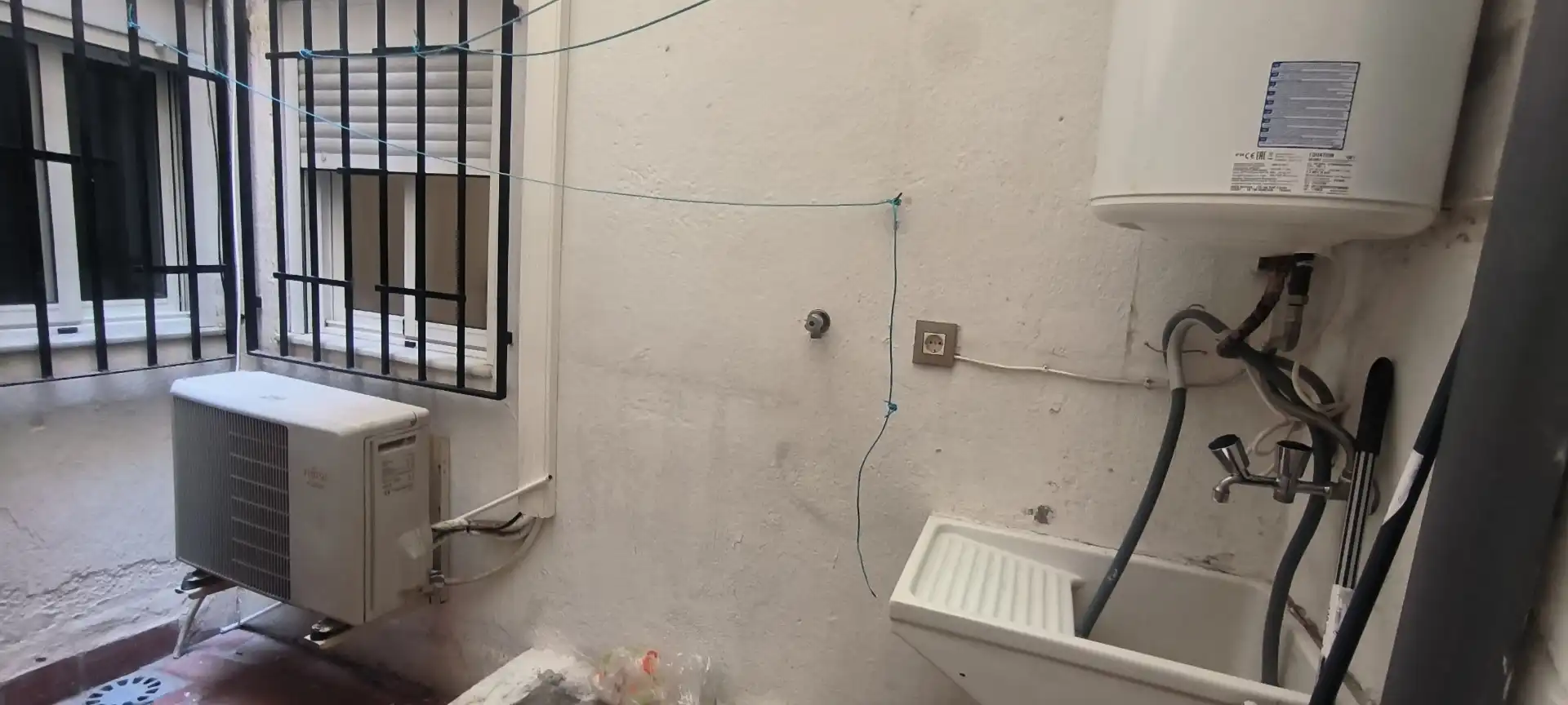 Bathroom of Flat for sale in Almería  with Air Conditioner, Furnished and Oven
