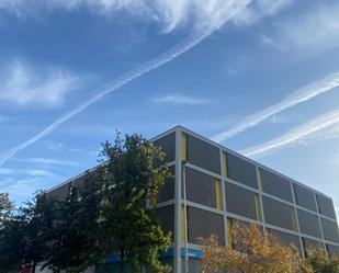 Vista exterior de Nau industrial en venda en L'Hospitalet de Llobregat