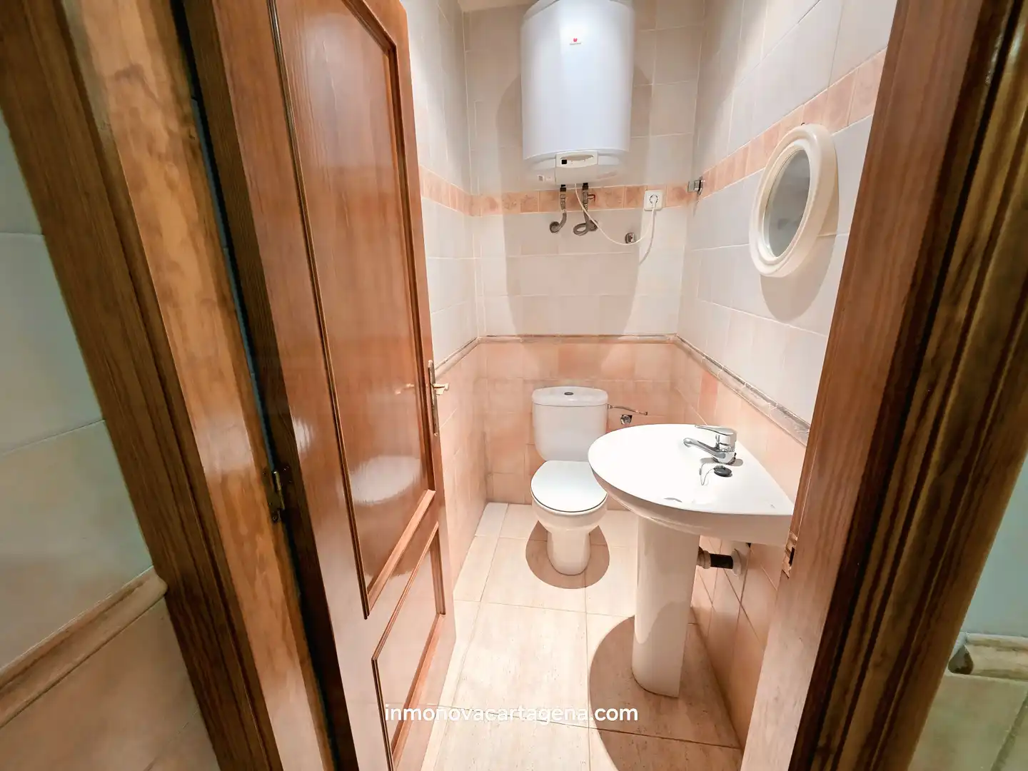 Badezimmer von Gebäude zum Verkauf in Los Alcázares mit Alarm