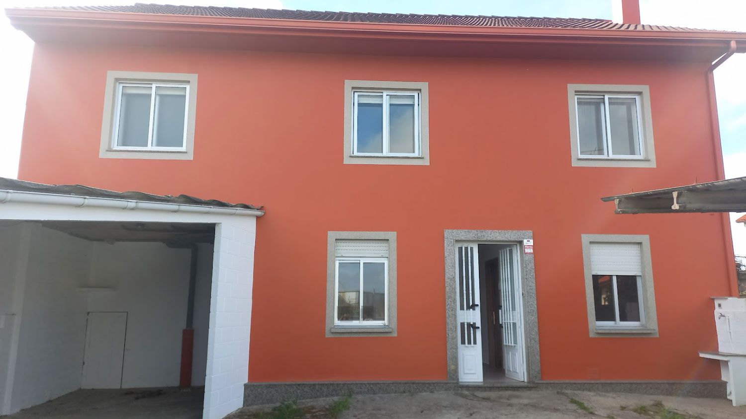 Exterior view of House or chalet for sale in Carballo  with Heating and Parquet flooring