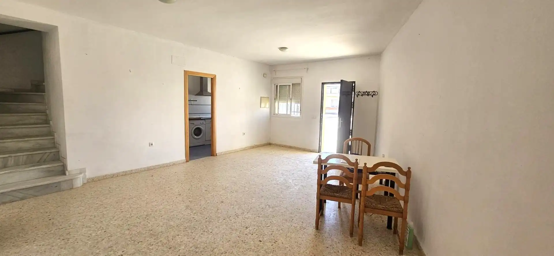 Vista exterior de Casa o xalet en venda en Aznalcóllar amb Aire condicionat, Traster i Moblat