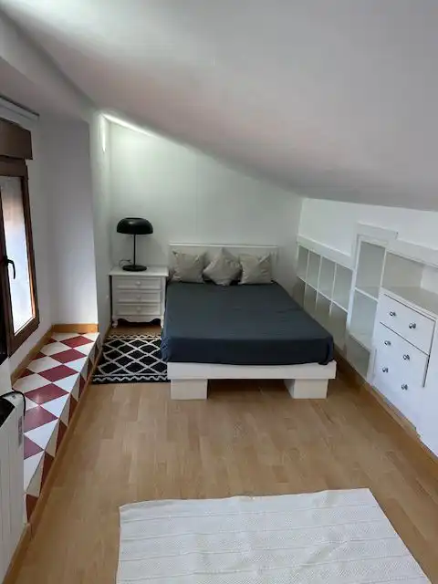 Habitación de Apartamento de alquiler en Villaviciosa de Odón con Calefacción y Amueblado