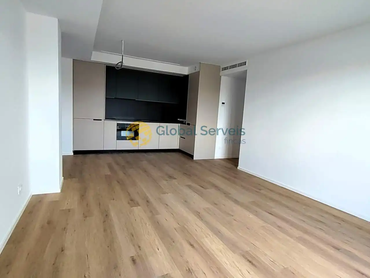Sala de estar de Piso de alquiler en Abrera con Balcón y Piscina comunitaria