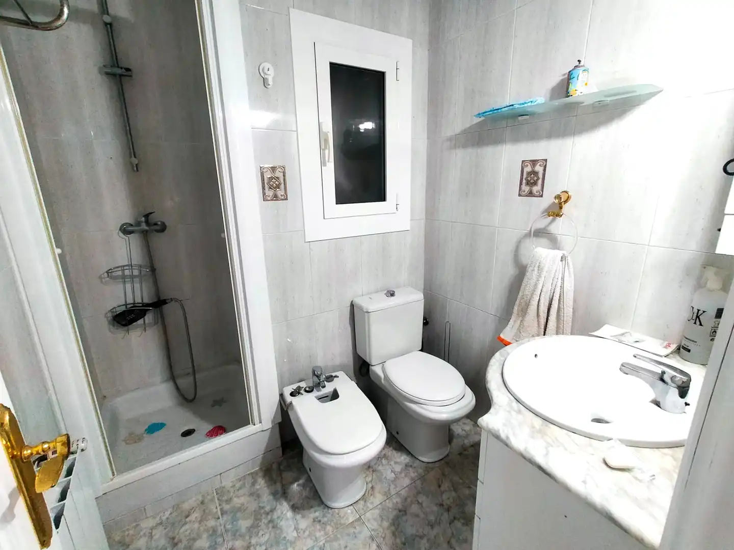 Bathroom of Flat for sale in Sabadell  with Air Conditioner, Heating and Furnished