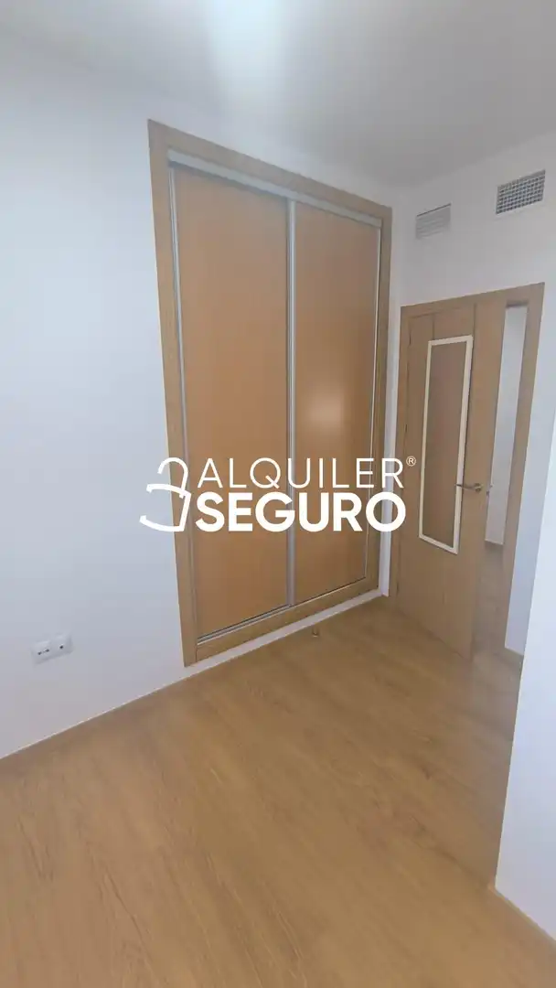 Habitación de Piso de alquiler en Sevilla con Aire acondicionado