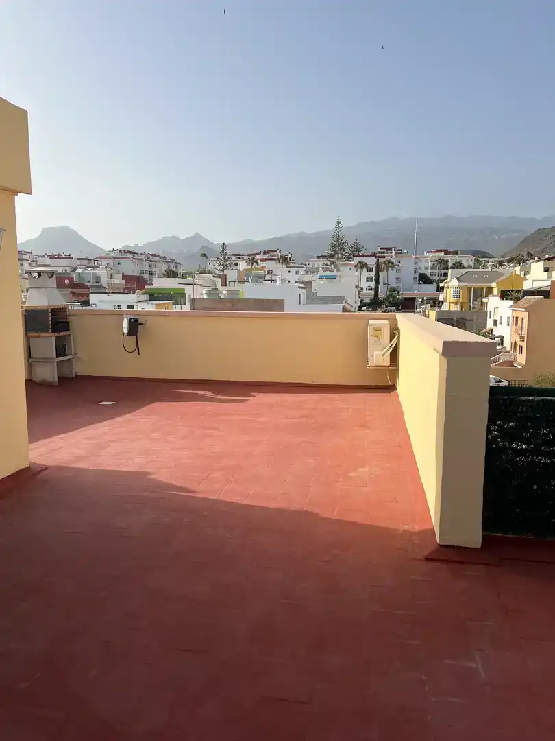 Terraza de Ático en venta en Arona con Aire acondicionado, Piscina y Balcón